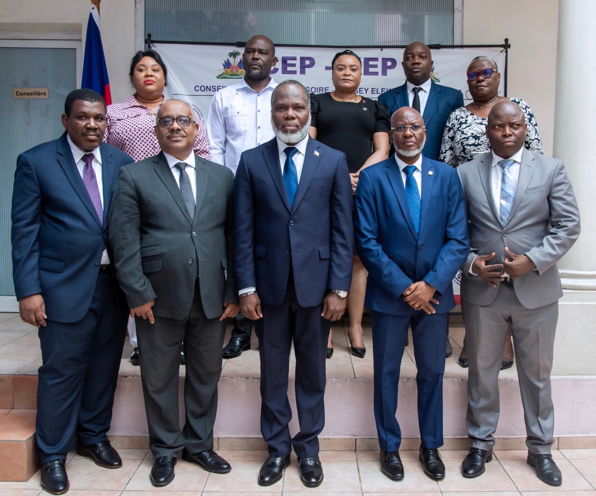 Haïti/Élections : des conseillers-présidents veulent rattraper le temps perdu