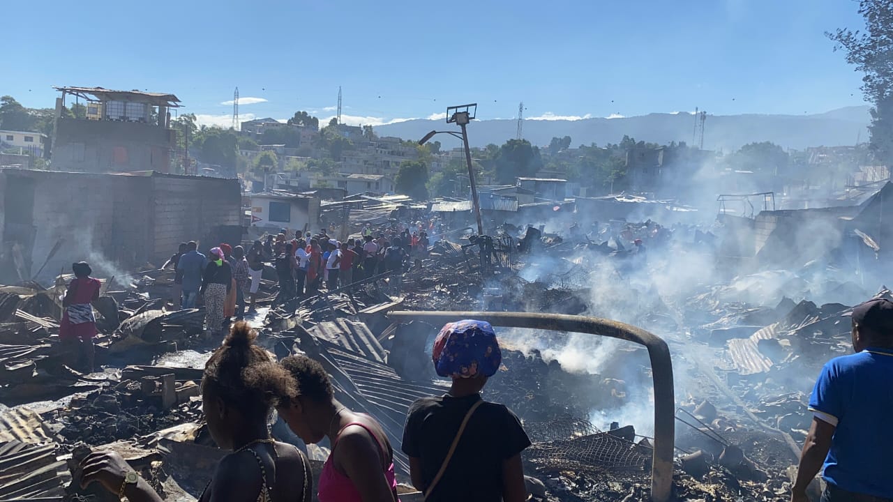 Incendie au marché de Dumornay: Défenseurs Plus exige justice et réparation pour les victimes