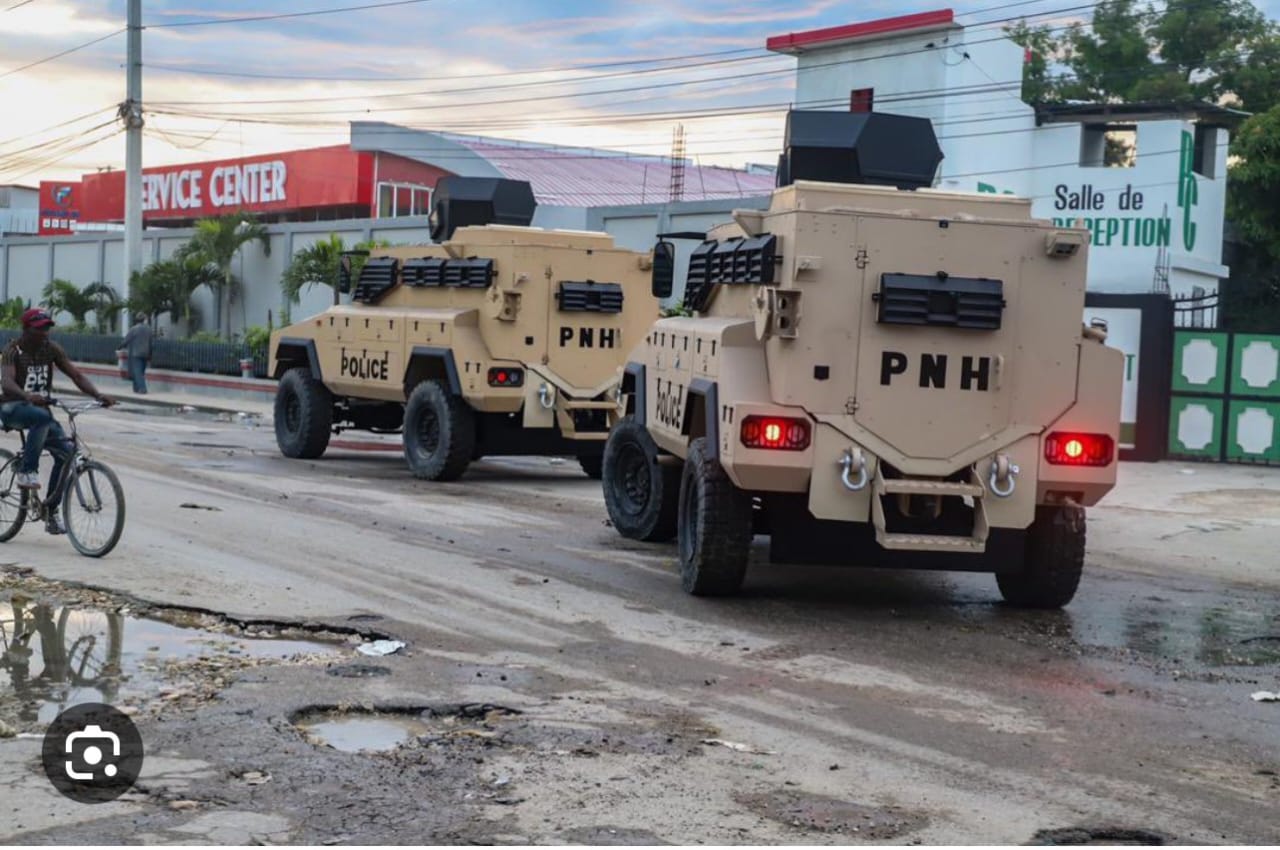 Port-au-Prince : la Police affronte les terroristes de « Viv Ansanm » au centre-ville