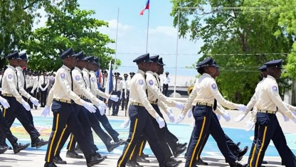 PNH : 1 192 nouveaux agents grossissent les rangs de l&rsquo;institution policière