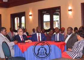 Haïti : le CEP et le Premier ministre Fils-Aimé apaisent les tensions et discutent du décret électoral