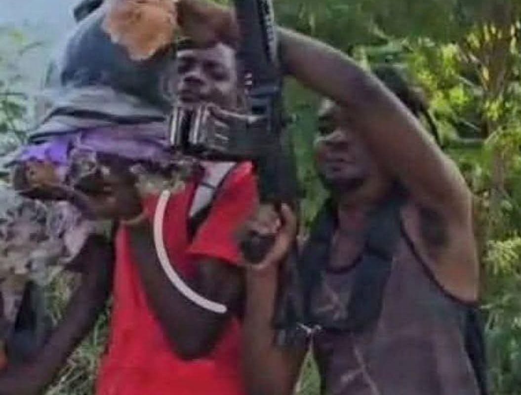 Mirebalais : les membres de la brigade « Bakòp Feray » désarmés après un accord avec les « Talibans »