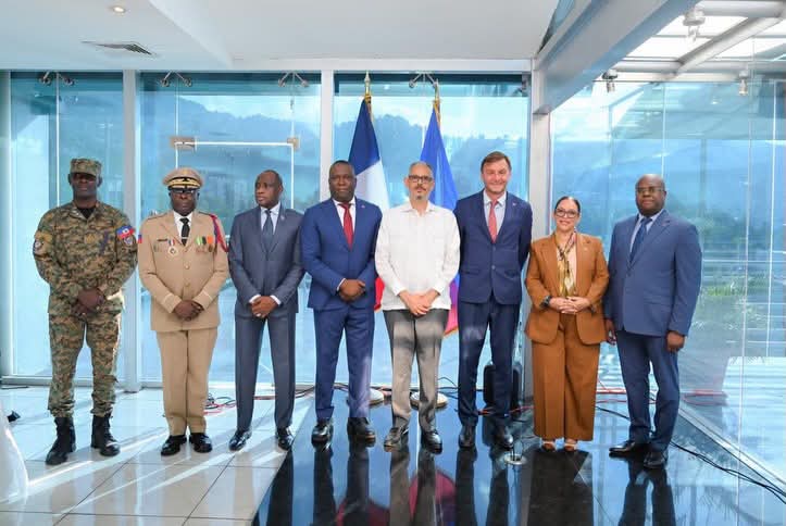 Cérémonie d’adieu à l’ambassadeur Antoine Michon : Alix Didier Fils-Aimé plaide pour le raffermissement des relations franco-haïtiennes