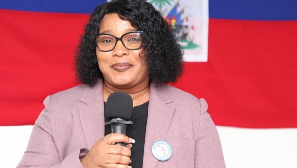 Haïti/Élections : la journaliste Nancy Lainé Isaac envisage de se porter candidate à la députation pour Pétion-Ville