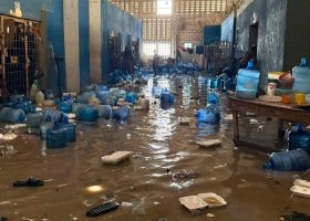 Inondations aux Gonaïves : la prison civile sous les eaux, un mort recensé